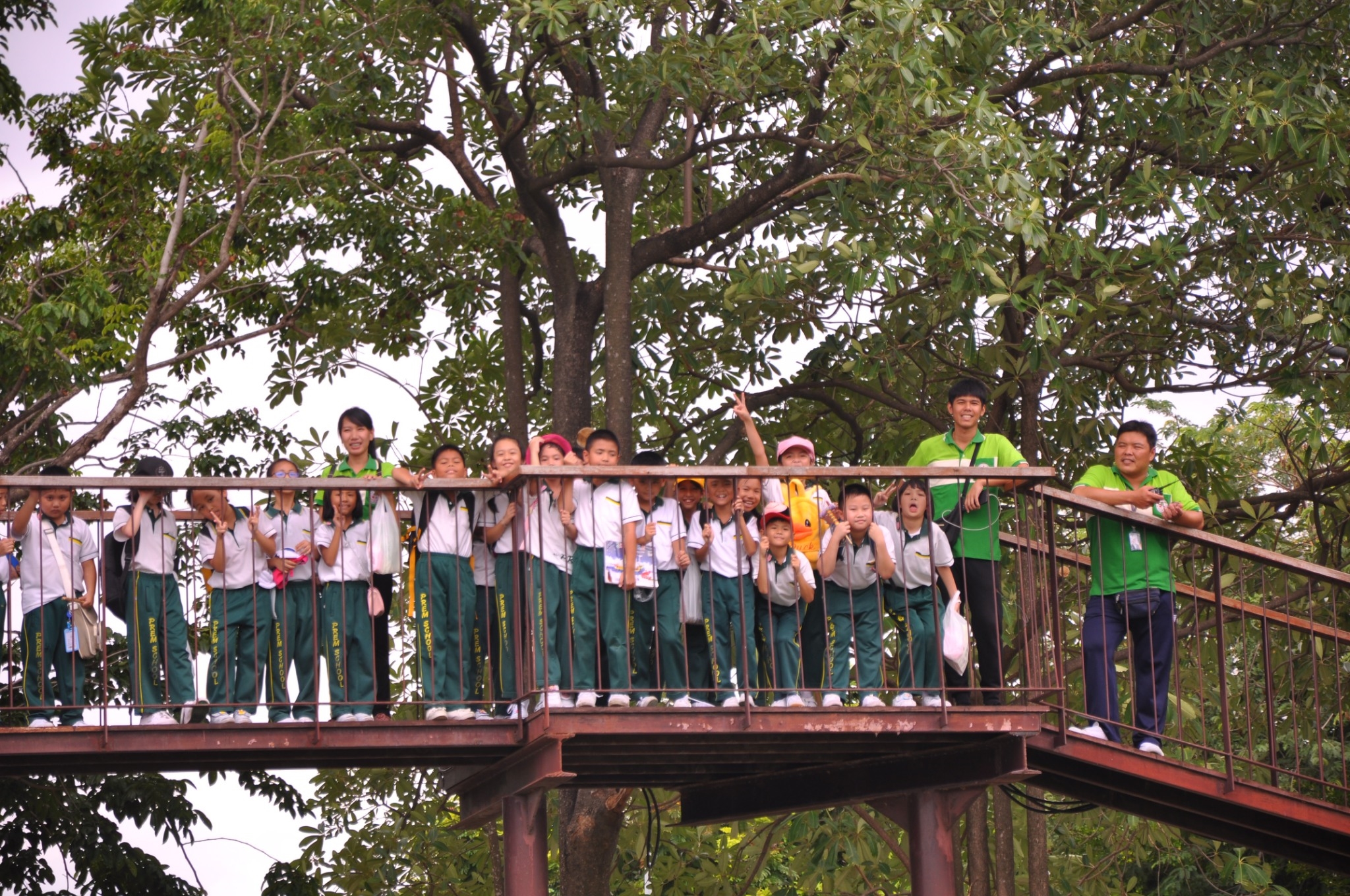 Thursday 22th of August 2019 At 07.30-16.00 : 143 third grade students and 14 teachers went on a field trip at The Golden jubilee Museum of Agriculture Office, Pathumthani Province