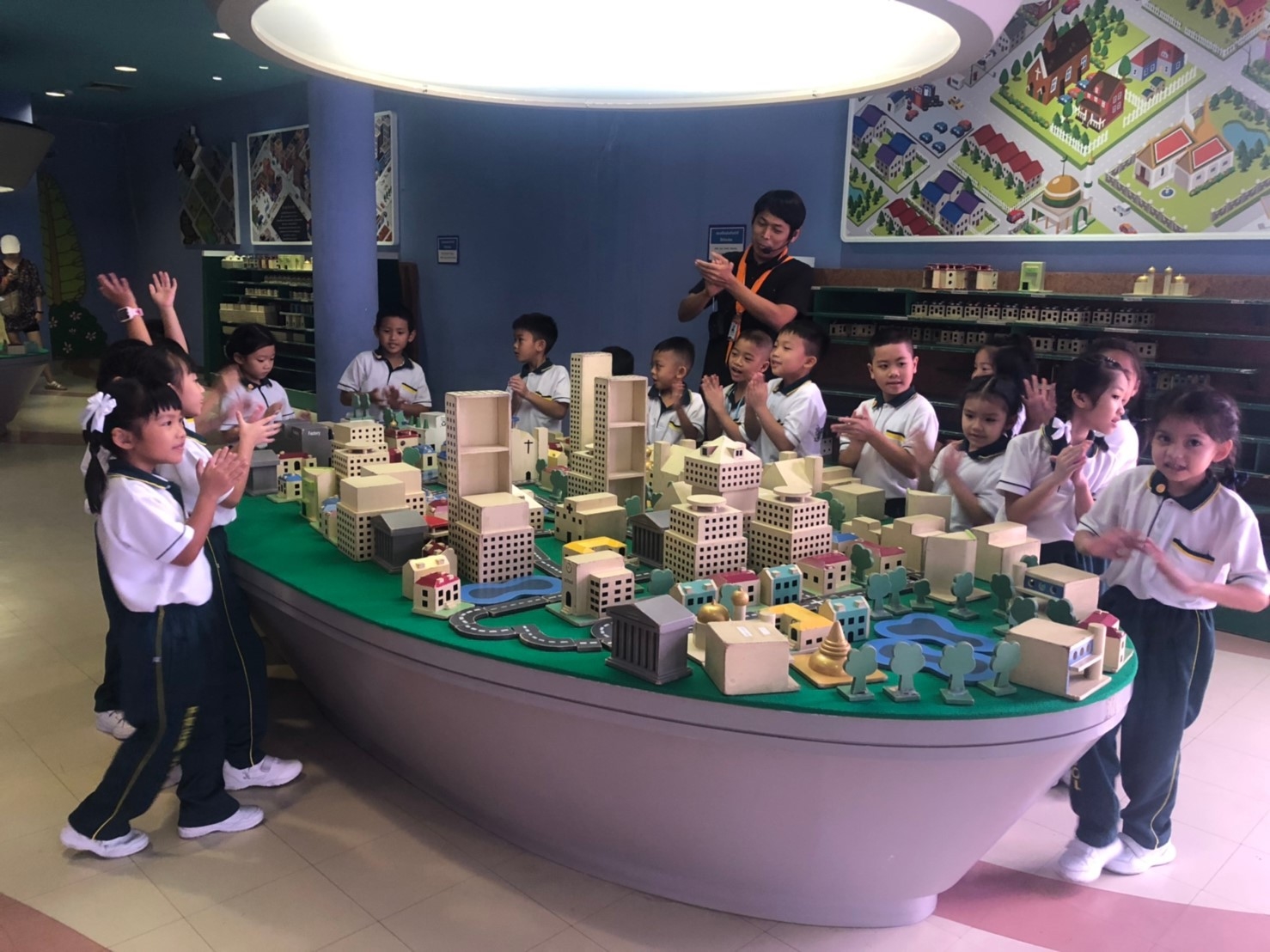 A field trip at Children’s Discovery Museum , Bangkok.