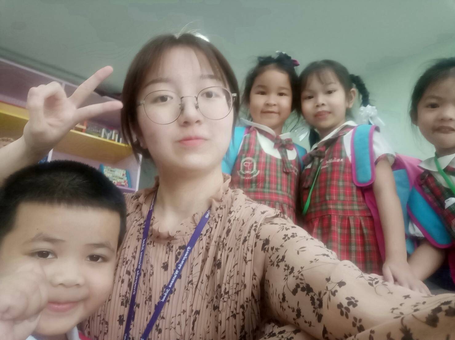 Miss. Li Yiting , a student teacher at Sichuan University